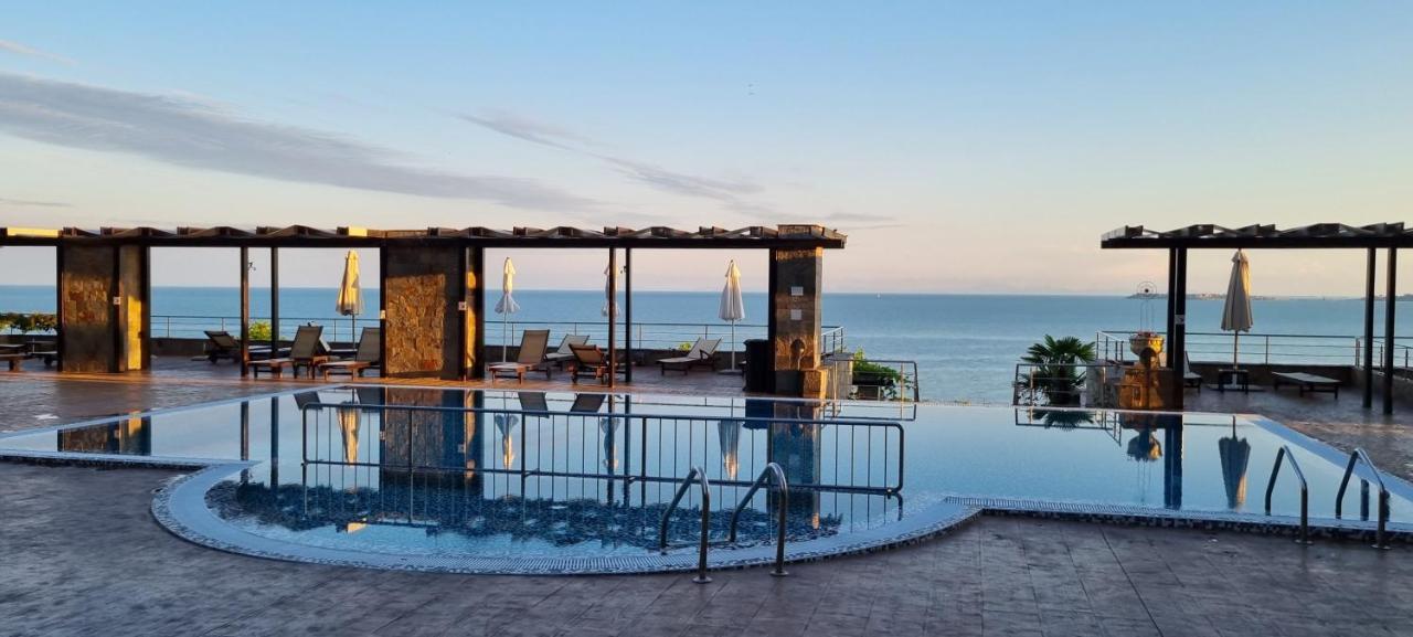 Dolce Vita II Waterfront Sunset Sea View Luxury Apartament Sveti Vlas Eksteriør bilde